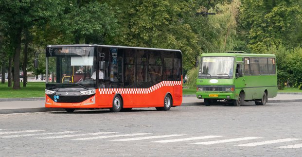 Автобуси «Карсан» працюють на 24 маршрутах